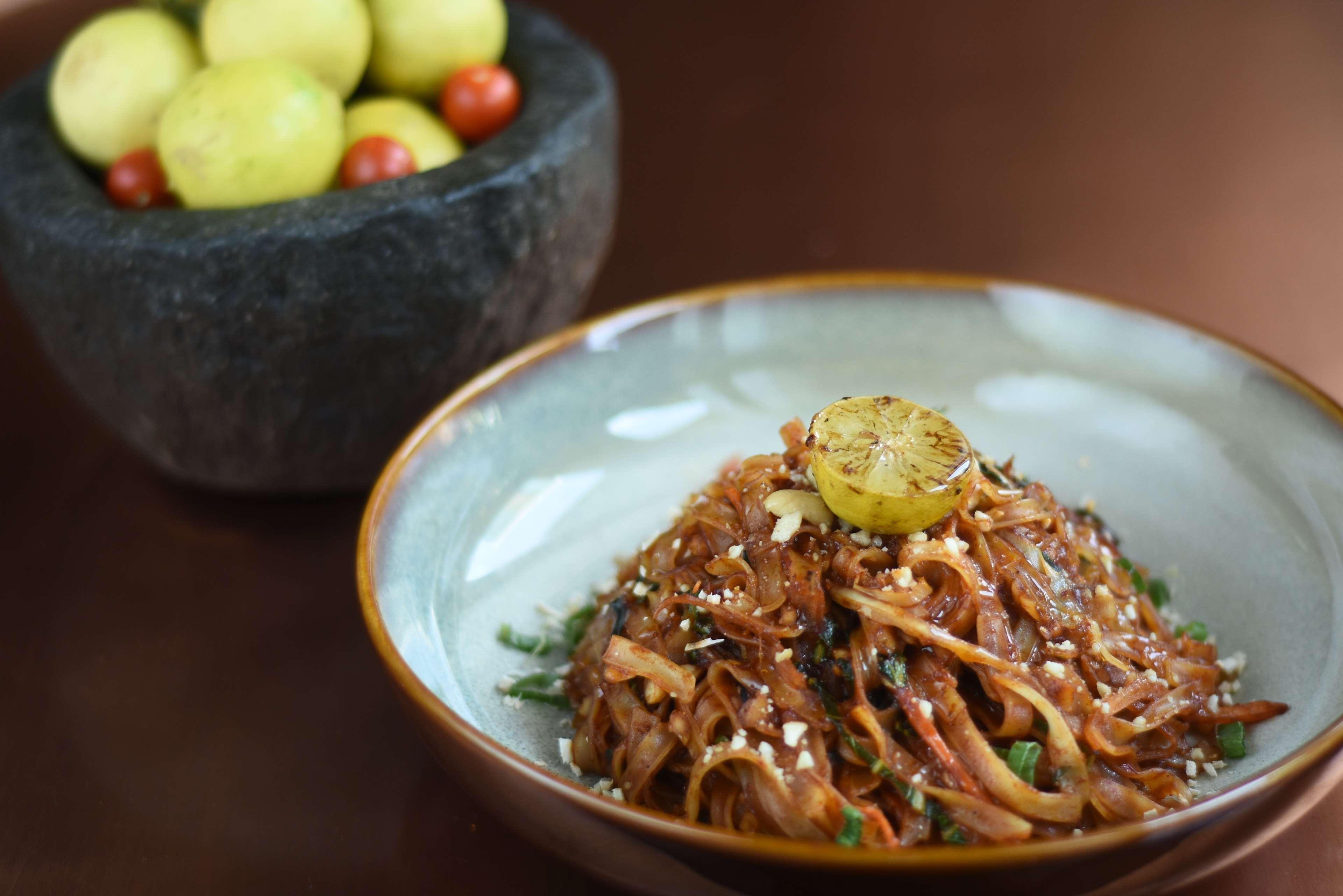 Hilton Mumbai International Airport Hotel Екстер'єр фото A bowl of chaebol