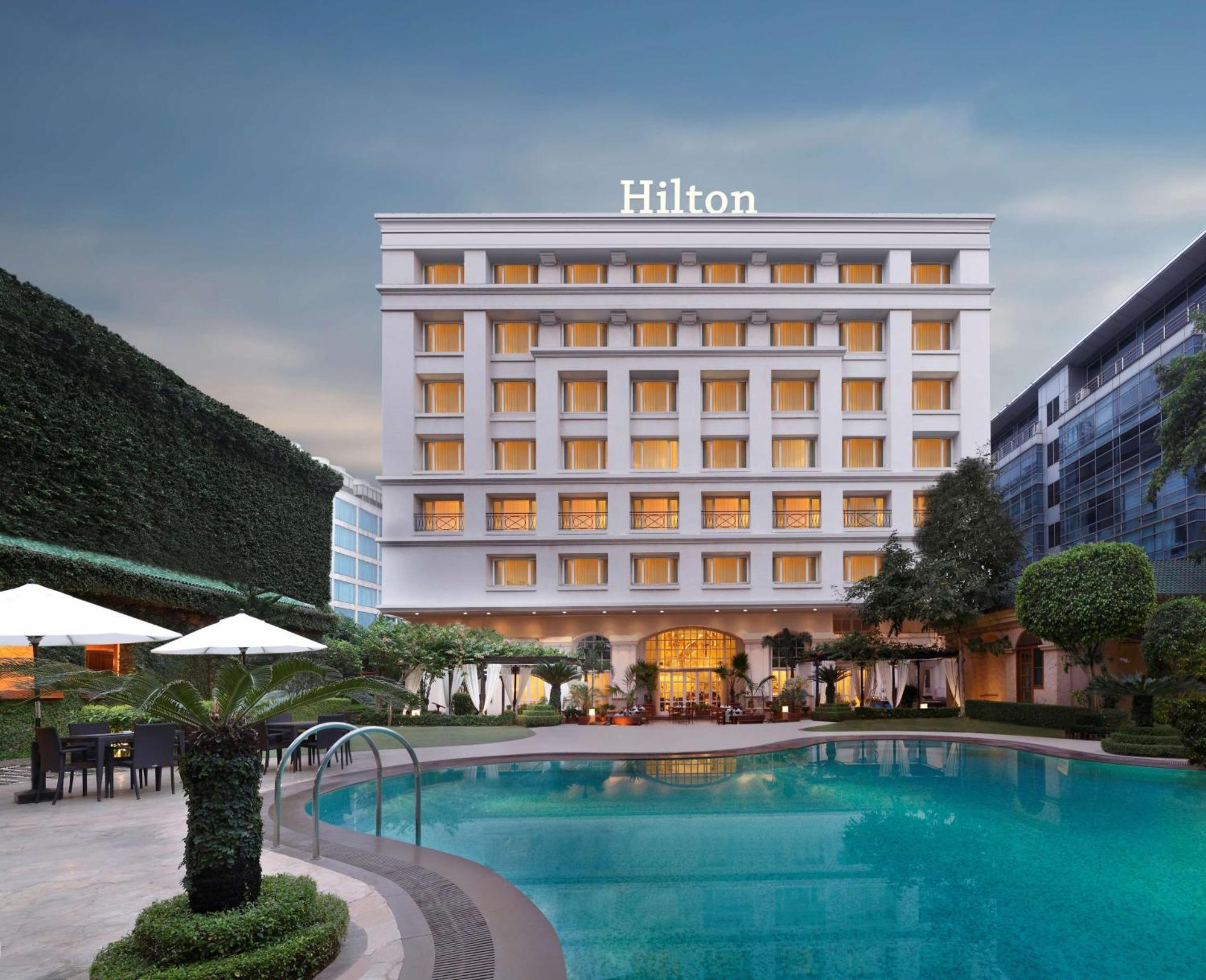 Hilton Mumbai International Airport Hotel Екстер'єр фото Hilton Hanoi